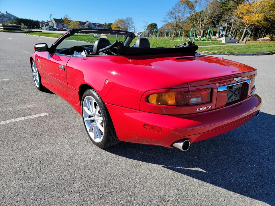 2001 Aston Martin DB7 Vantage - Image 12 of 31
