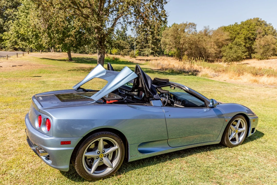 2001 Ferrari 360 Spider - Image 19 of 31