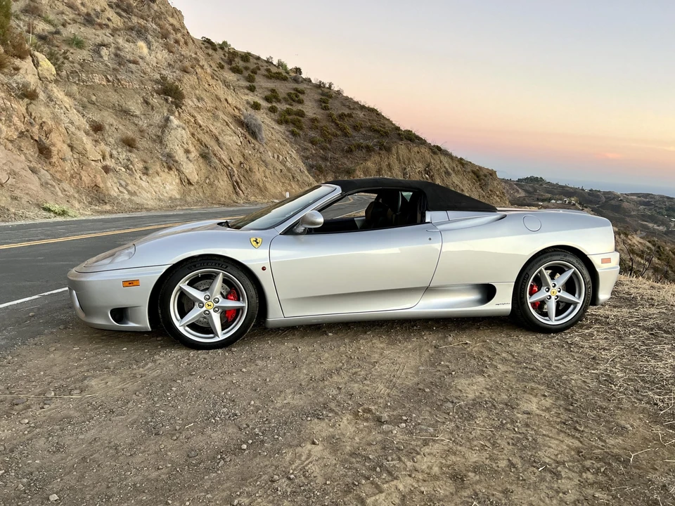2001 Ferrari 360 Spider - Image 5 of 31