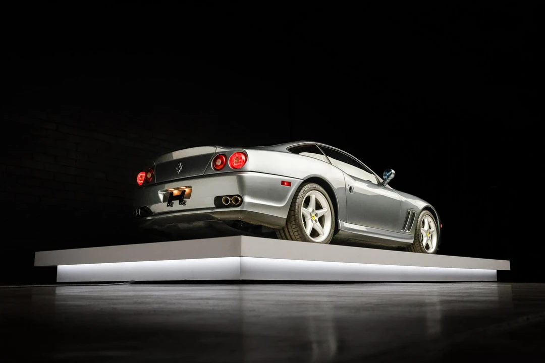 2001 Ferrari 550 Maranello - Image 27 of 31