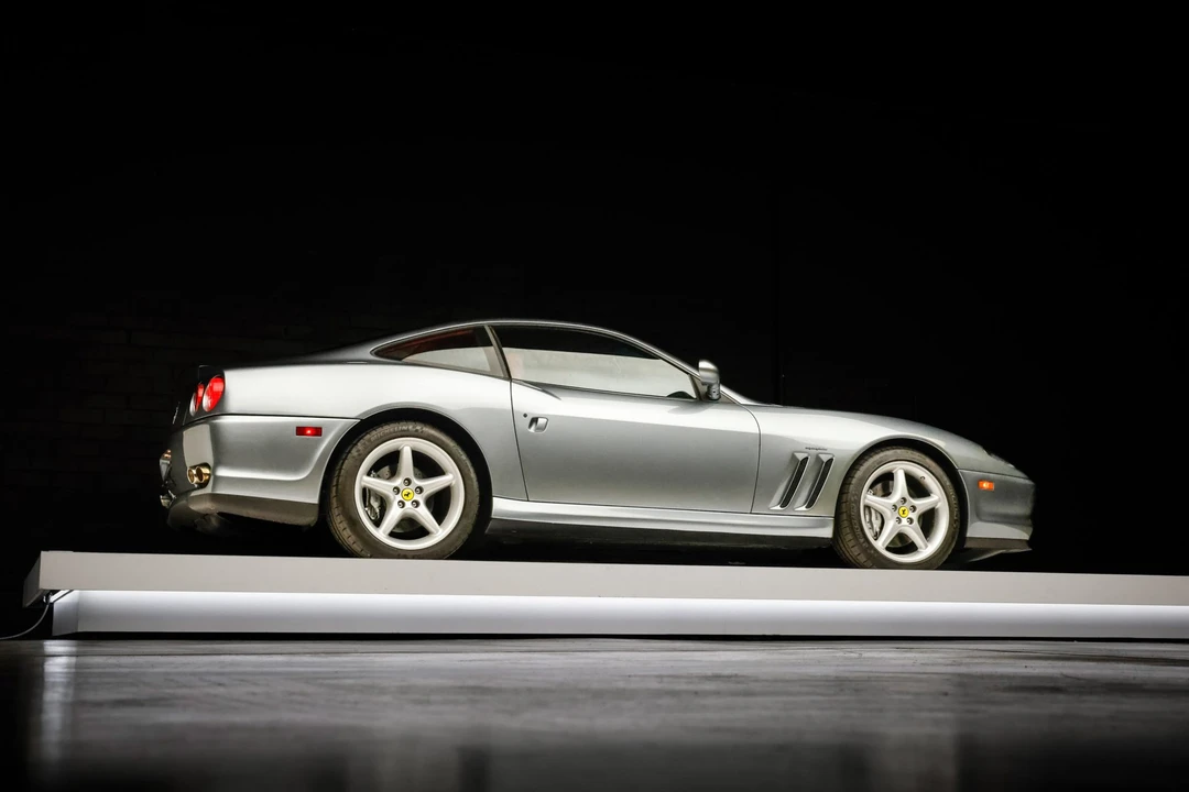 2001 Ferrari 550 Maranello - Image 29 of 31