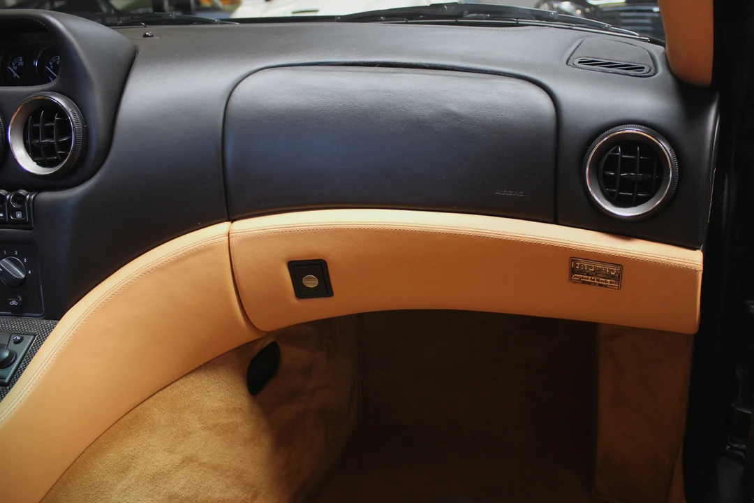 2001 Ferrari 550 Maranello - Image 30 of 31