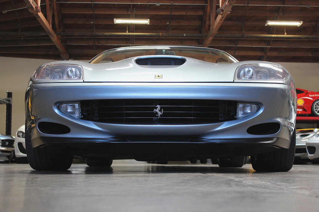 2001 Ferrari 550 Maranello - Image 10 of 31