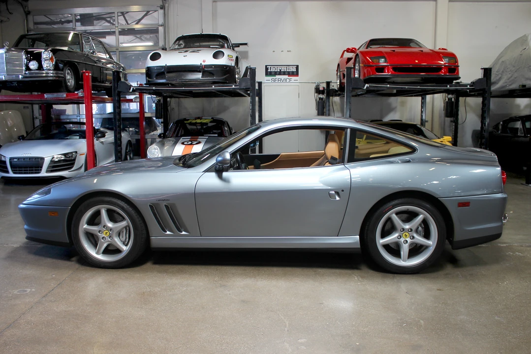 2001 Ferrari 550 Maranello - Image 8 of 31