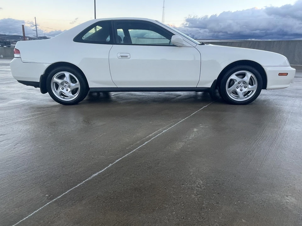 2001 Honda Prelude 5th Gen - Image 21 of 31