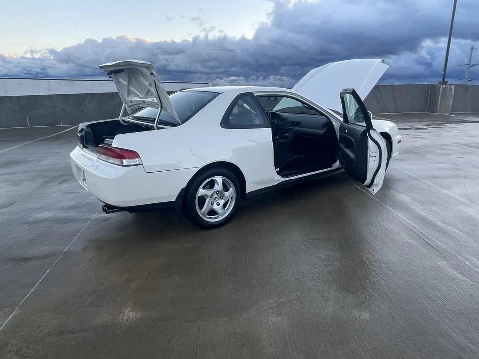 2001 Honda Prelude 5th Gen - Image 25 of 31