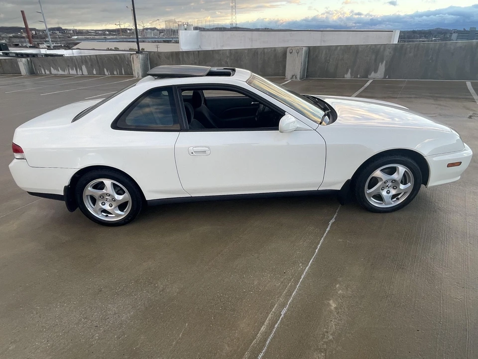2001 Honda Prelude 5th Gen - Image 22 of 31