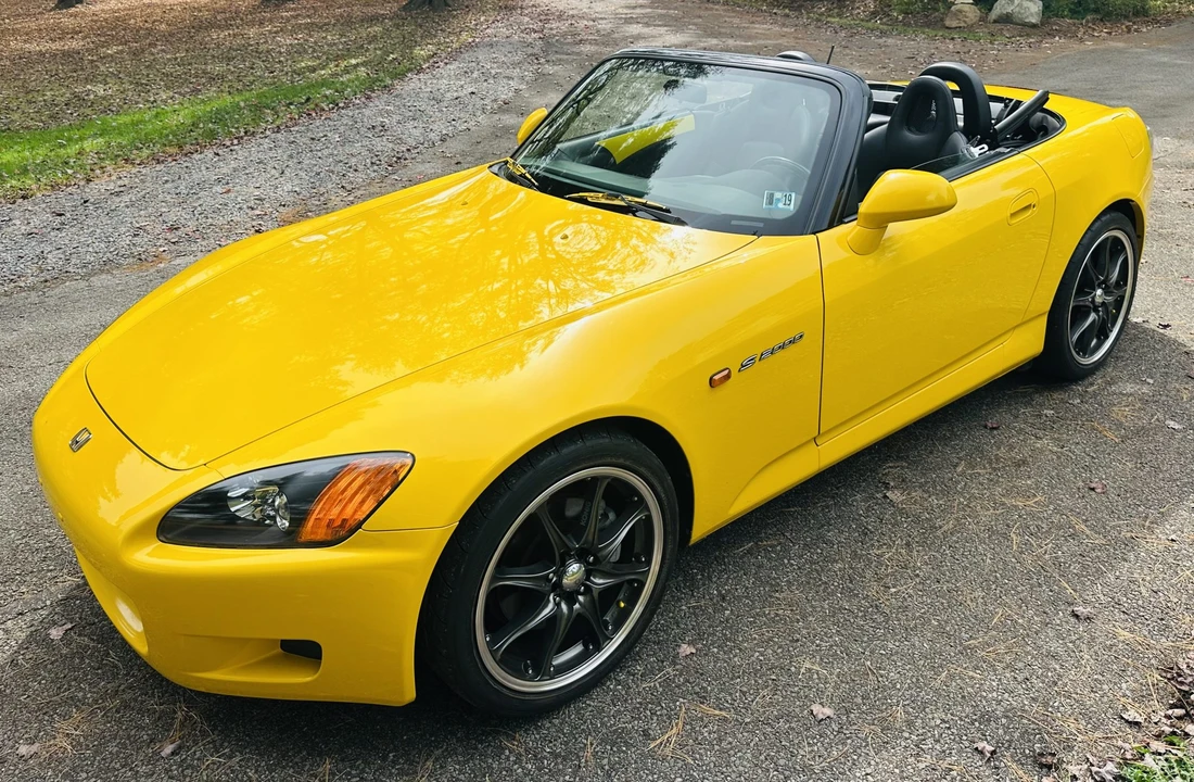 2001 Honda AP1 S2000 - Image 2 of 31