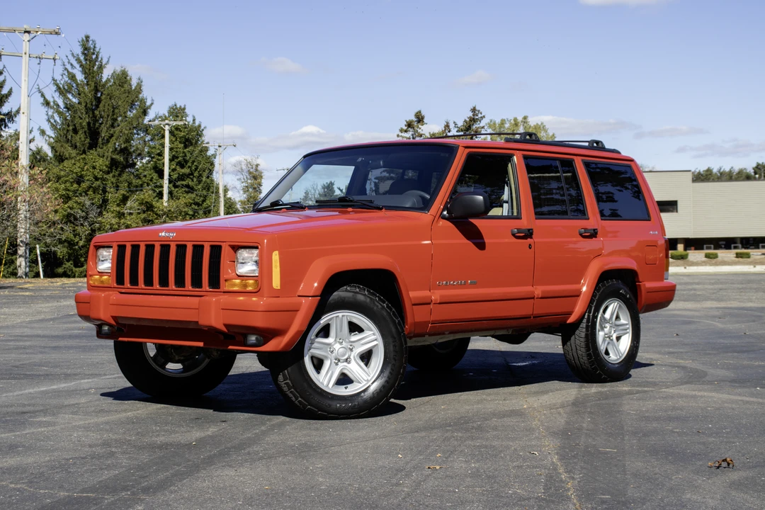 2001 Jeep XJ Cherokee - Image 3 of 31