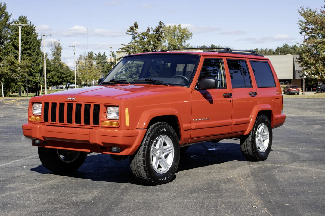 2001 Jeep XJ Cherokee - Image 5 of 31