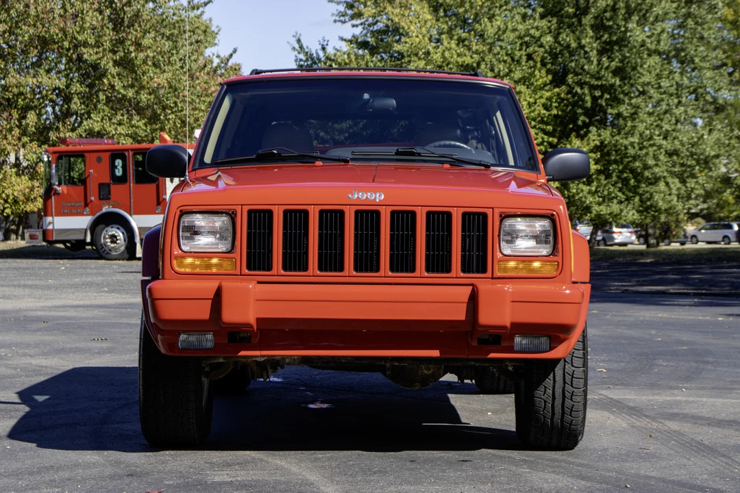 2001 Jeep XJ Cherokee - Image 9 of 31