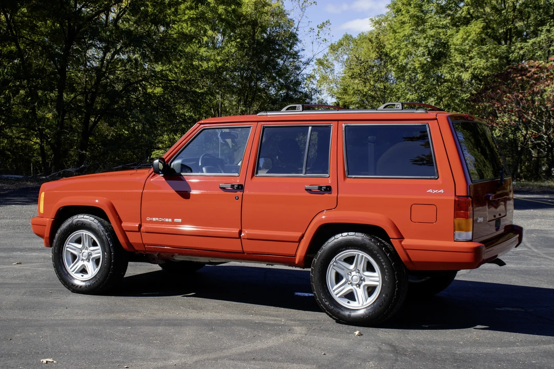 2001 Jeep XJ Cherokee - Image 23 of 31