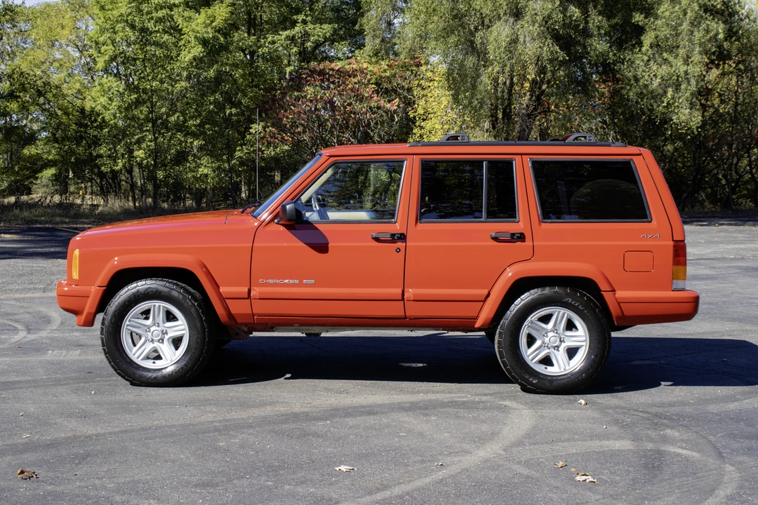 2001 Jeep XJ Cherokee - Image 24 of 31