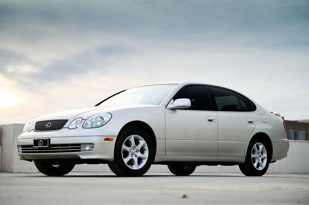 2001 Lexus GS 2nd Gen - Image 3 of 31