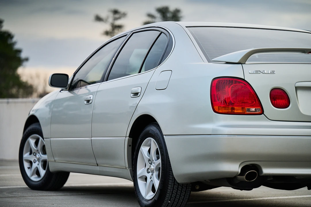 2001 Lexus GS 2nd Gen - Image 29 of 31