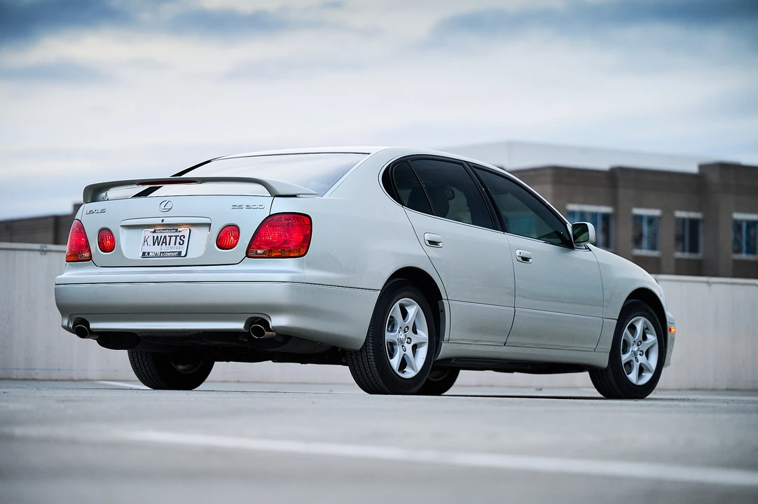 2001 Lexus GS 2nd Gen - Image 6 of 31