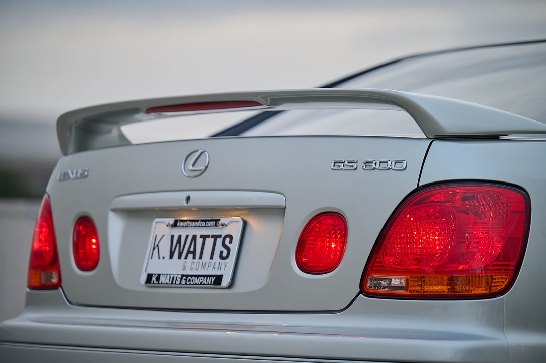 2001 Lexus GS 2nd Gen - Image 23 of 31