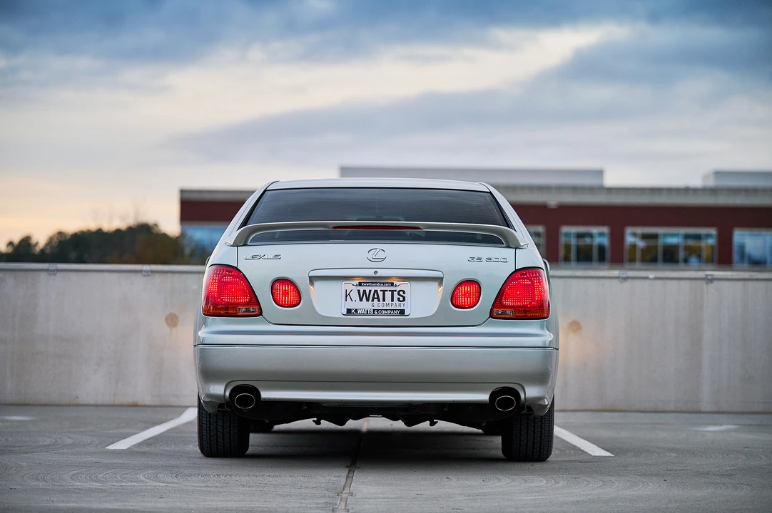 2001 Lexus GS 2nd Gen - Image 14 of 31