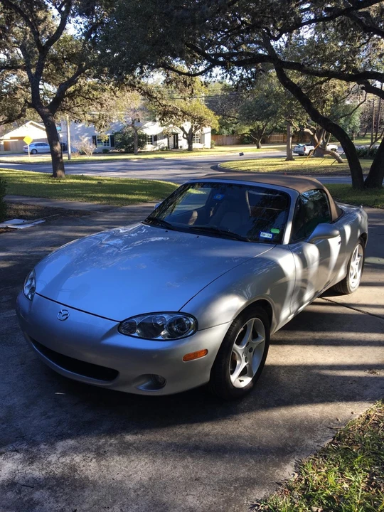 2001 Mazda NB MX-5 Miata - Image 3 of 31
