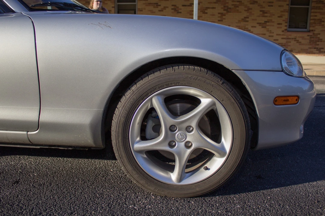 2001 Mazda NB MX-5 Miata - Image 10 of 31