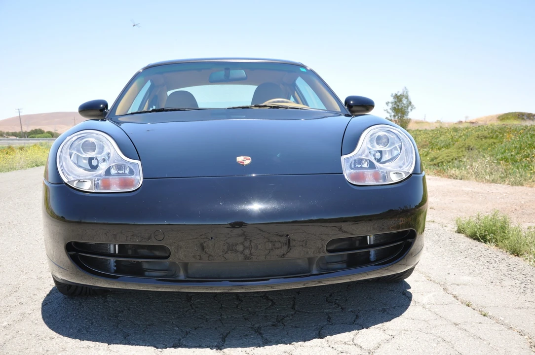 2001 Porsche 996 Carrera - Image 16 of 31
