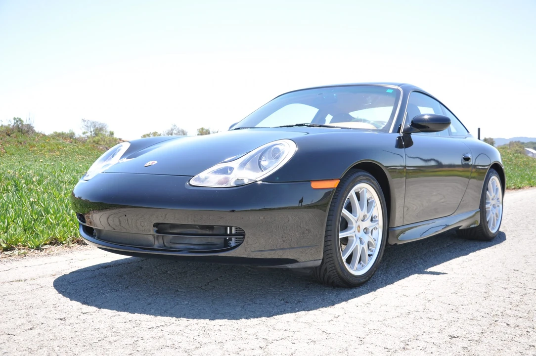 2001 Porsche 996 Carrera - Image 3 of 31