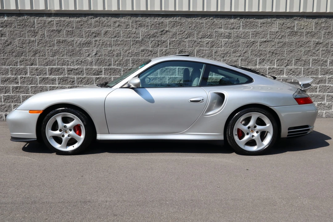2001 Porsche 996 Turbo - Image 11 of 31