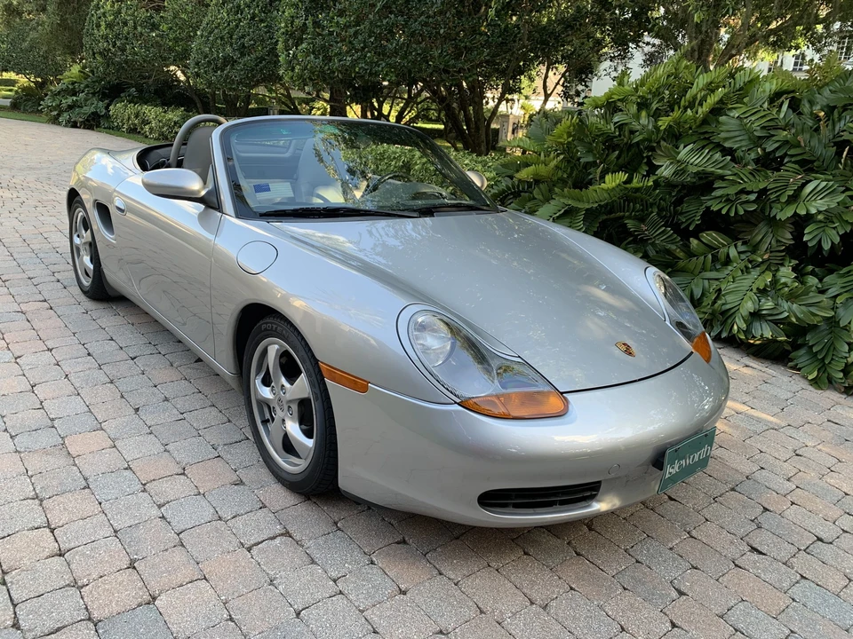 2001 Porsche 986 Boxster - Image 3 of 31