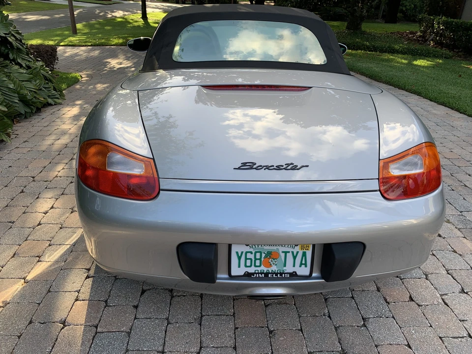 2001 Porsche 986 Boxster - Image 7 of 31