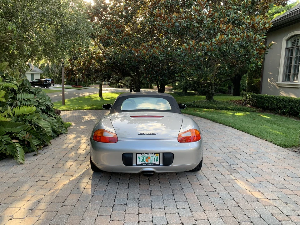 2001 Porsche 986 Boxster - Image 8 of 31