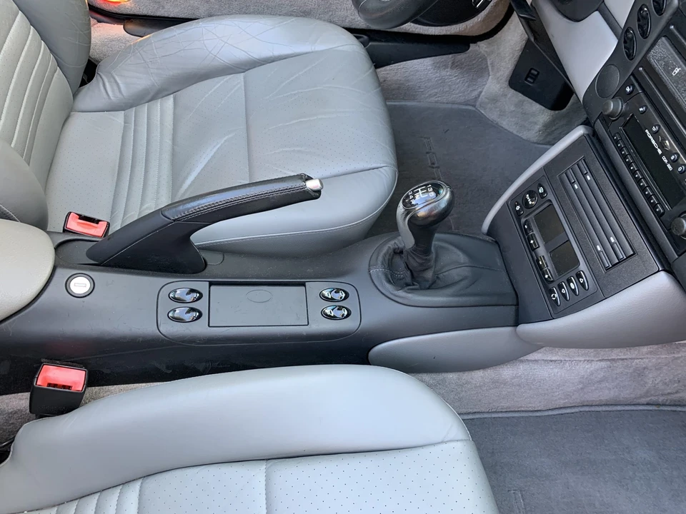 2001 Porsche 986 Boxster - Image 30 of 31