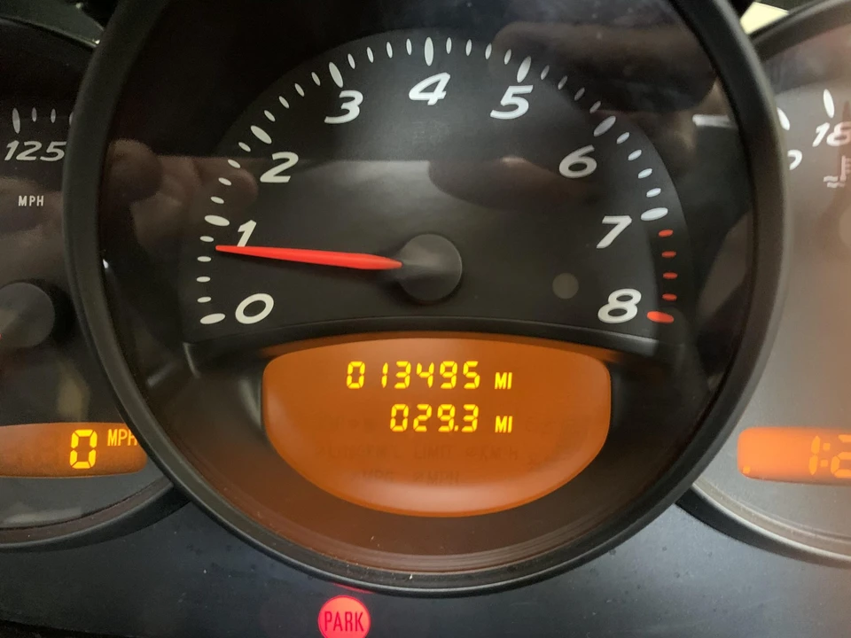2001 Porsche 986 Boxster - Image 25 of 31