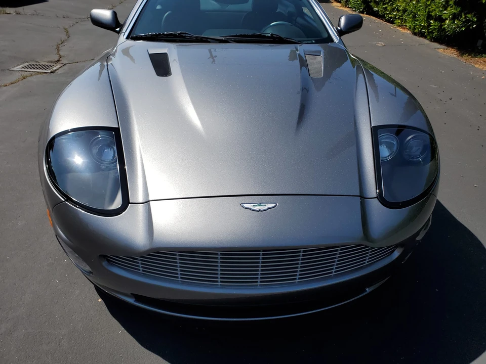 2002 Aston Martin Vanquish 1st Gen - Image 10 of 31