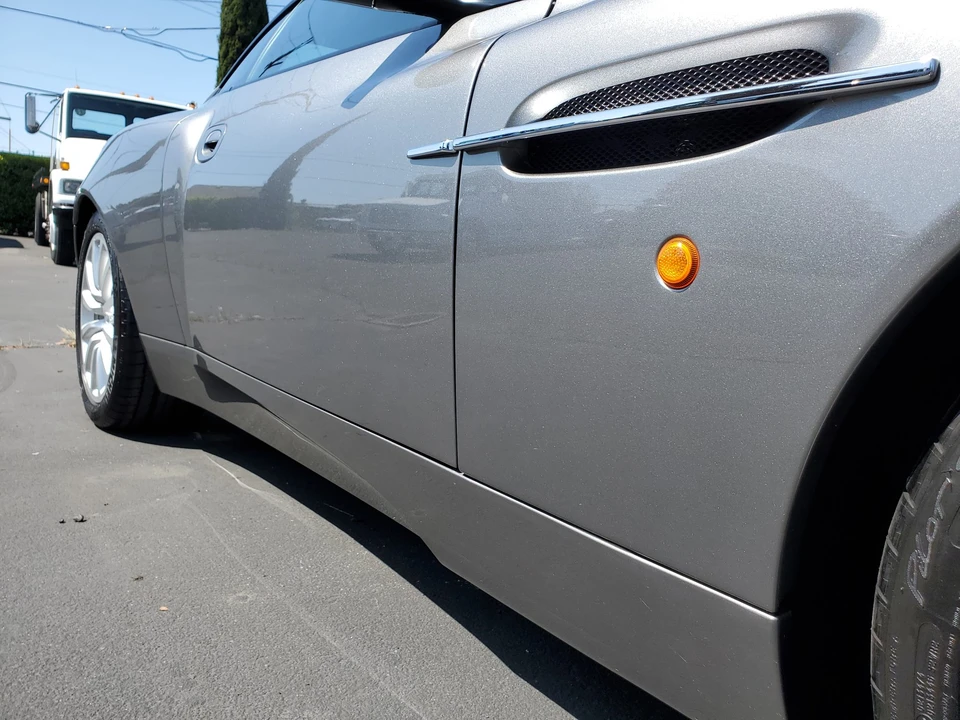 2002 Aston Martin Vanquish 1st Gen - Image 17 of 31