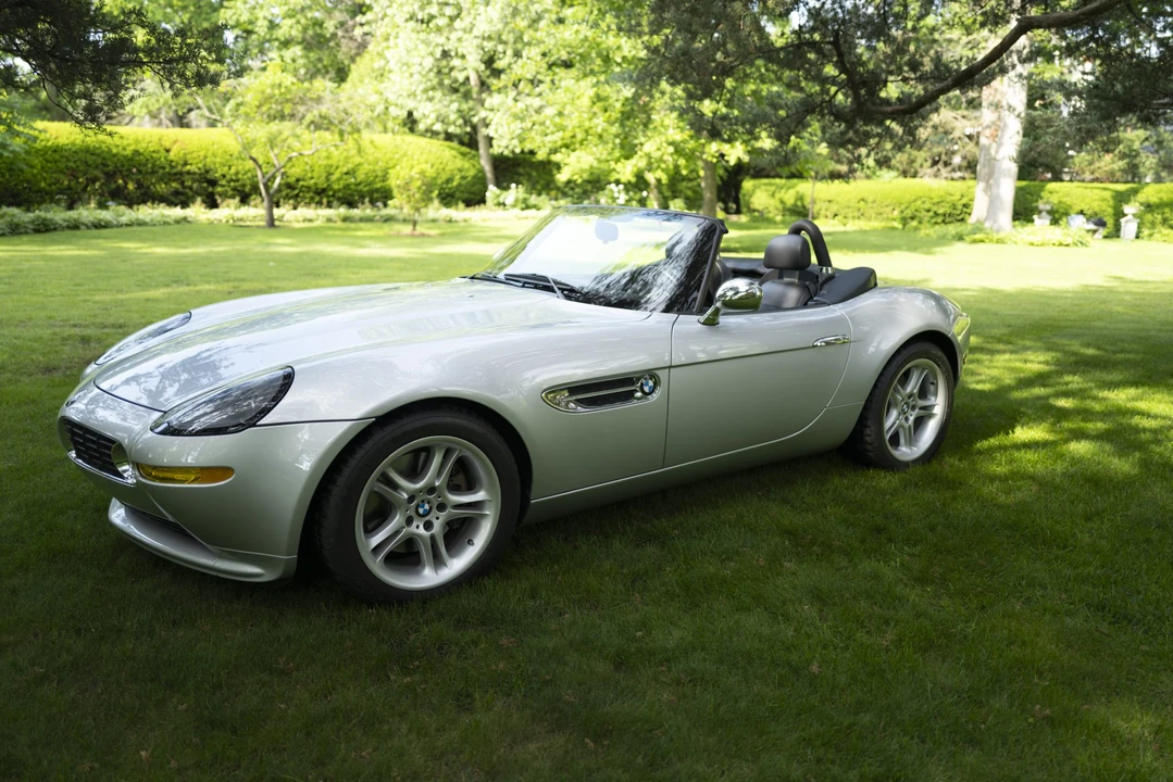 2002 BMW Z8 - Image 29 of 31