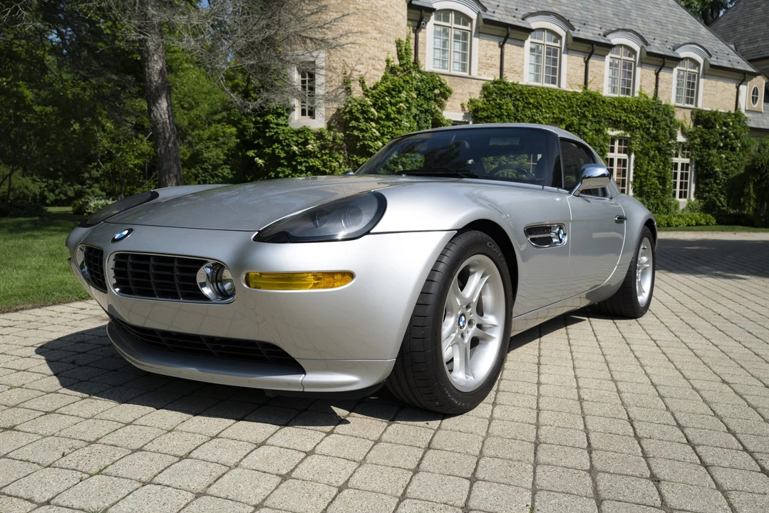 2002 BMW Z8 - Image 22 of 31
