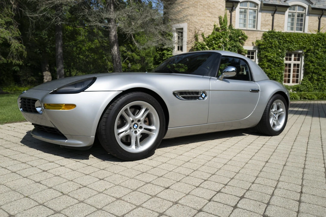 2002 BMW Z8 - Image 2 of 31