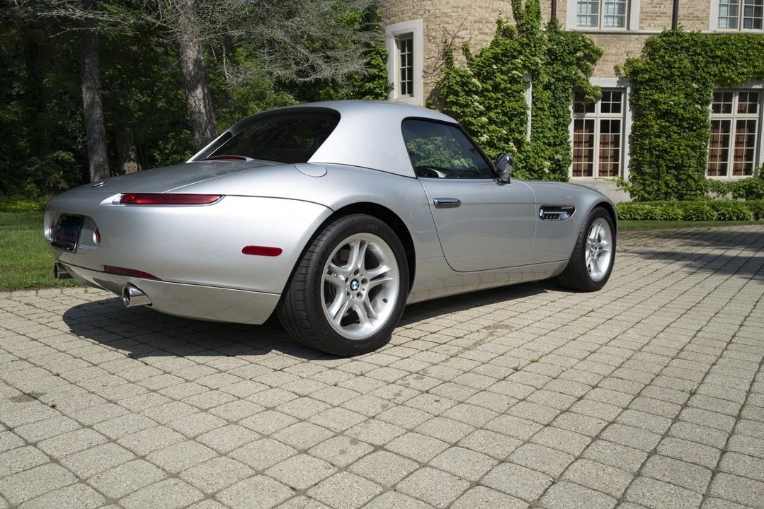 2002 BMW Z8 - Image 10 of 31