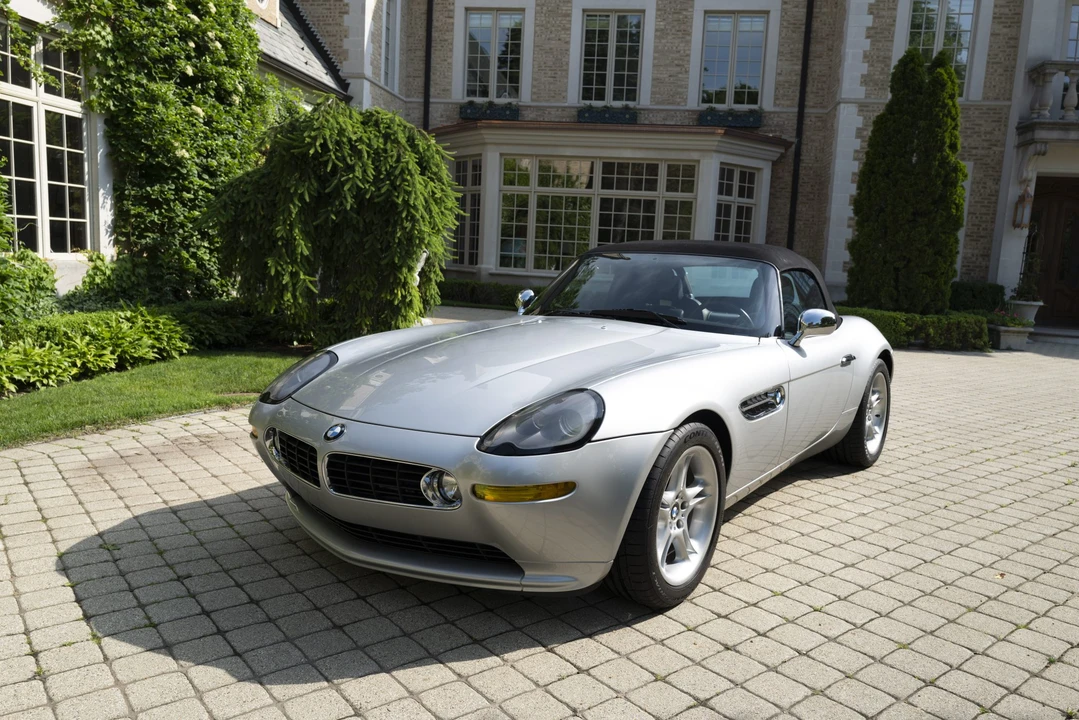 2002 BMW Z8 - Image 23 of 31