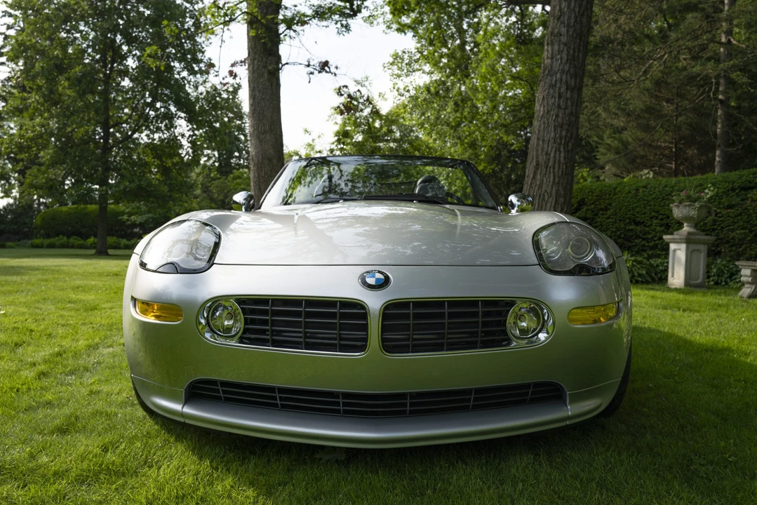 2002 BMW Z8 - Image 16 of 31