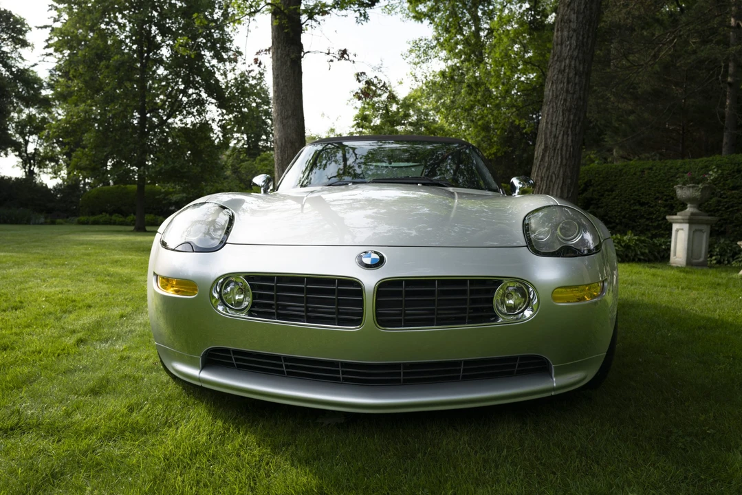 2002 BMW Z8 - Image 20 of 31