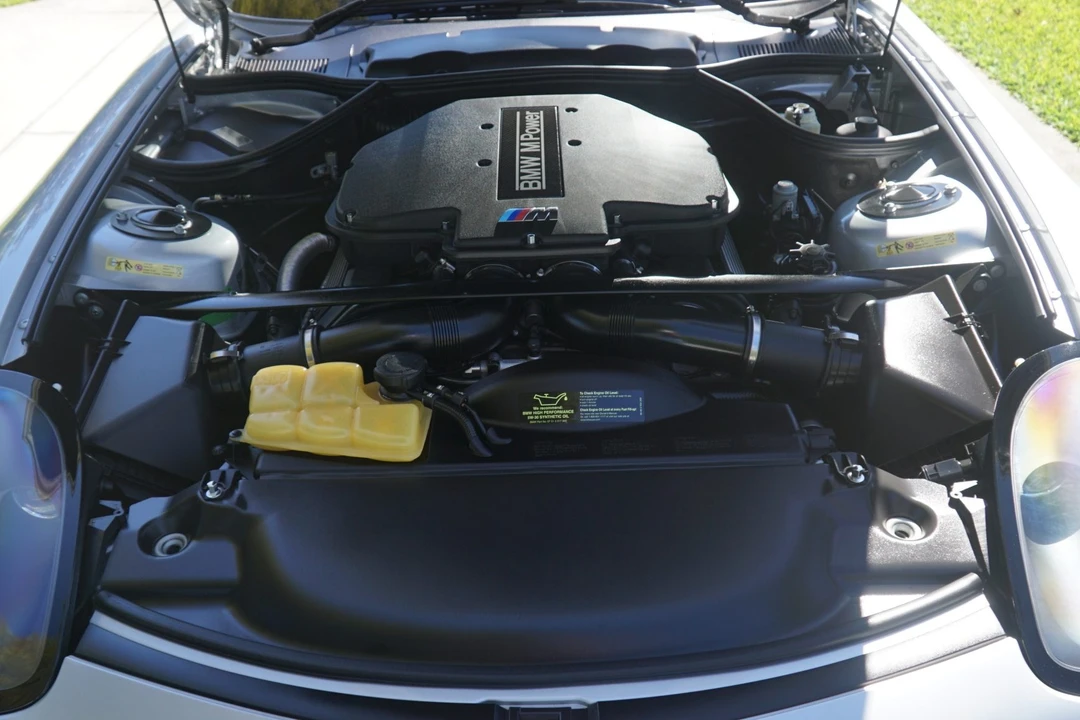 2002 BMW Z8 - Image 6 of 8