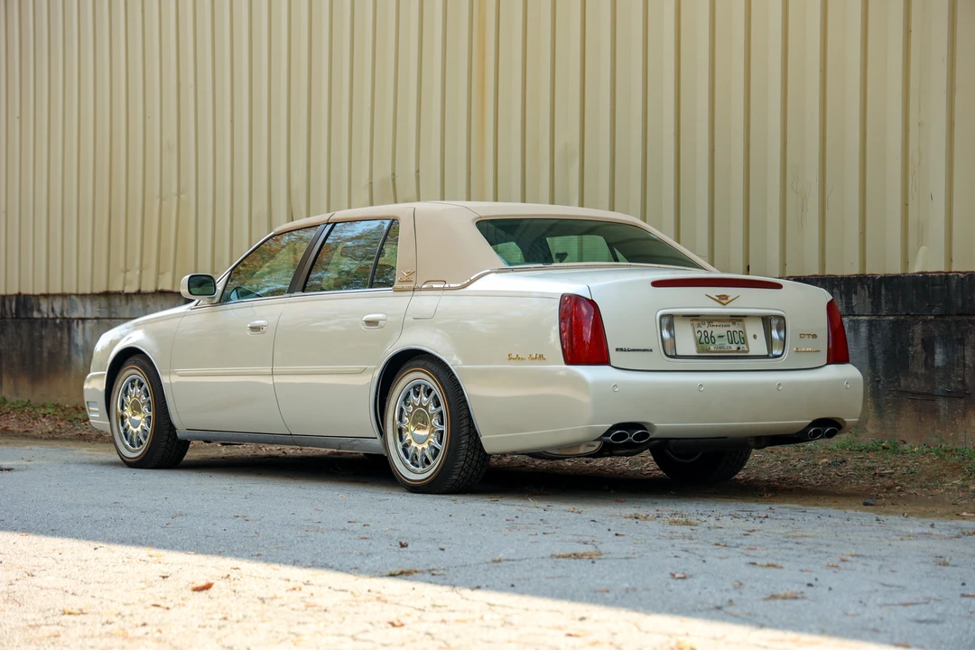 2002 Cadillac DeVille 8th Gen - Image 5 of 31