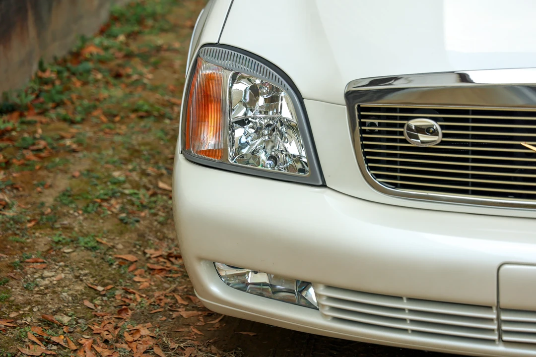 2002 Cadillac DeVille 8th Gen - Image 26 of 31