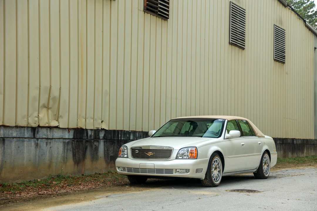 2002 Cadillac DeVille 8th Gen - Image 2 of 31
