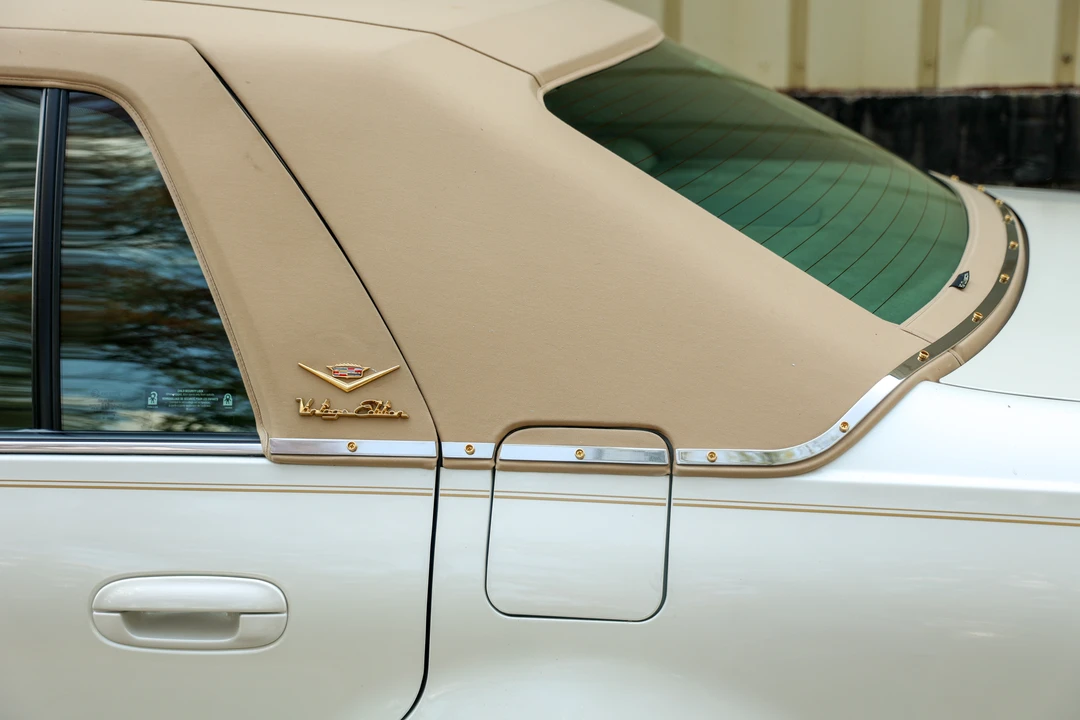 2002 Cadillac DeVille 8th Gen - Image 20 of 31