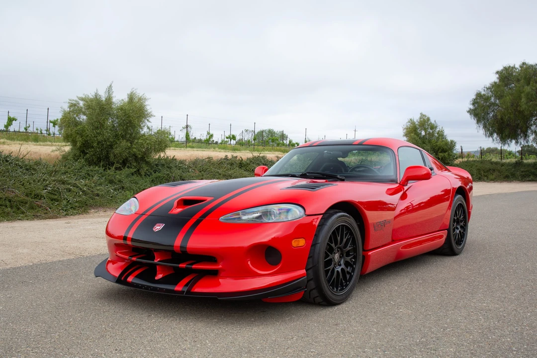 2002 Dodge Viper ACR 2nd Gen - Image 2 of 31