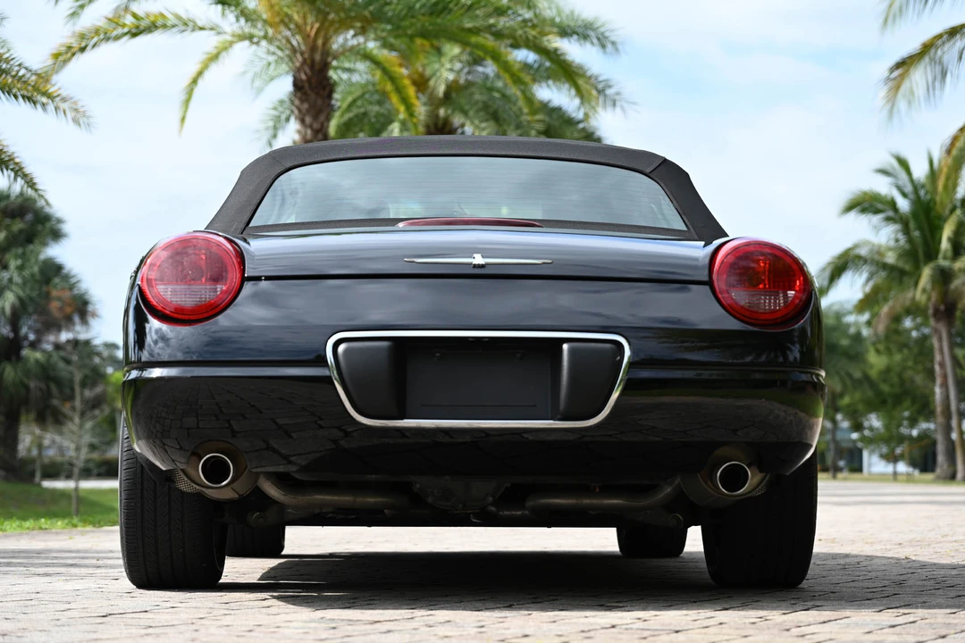 2002 Ford Thunderbird 11th Gen - Image 12 of 31