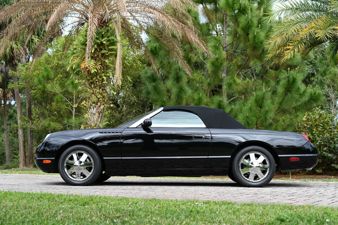 2002 Ford Thunderbird 11th Gen - Image 7 of 31