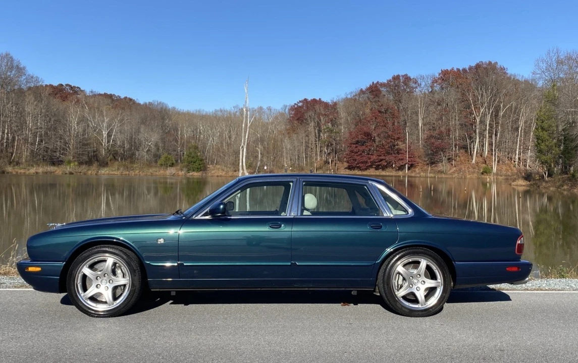 2002 Jaguar X308 XJR - Image 19 of 31